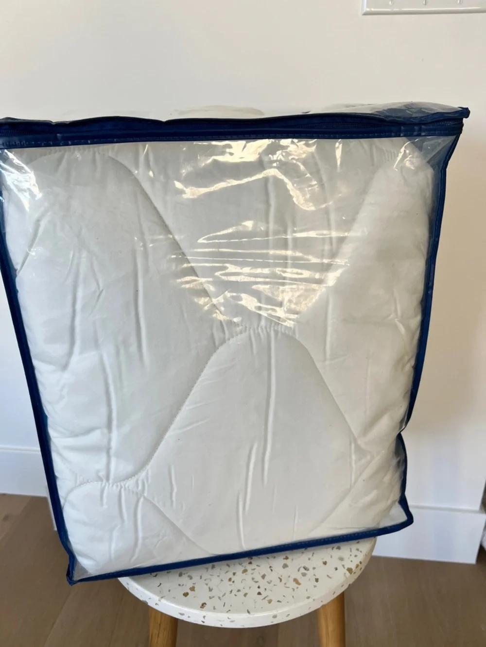 NWT King Size Serta - Perfect Sleeper Smart Comfort Overfilled Mattress Pad